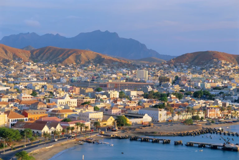 Kriolu as a Living Language — New Directions in Cabo Verdean Linguistic